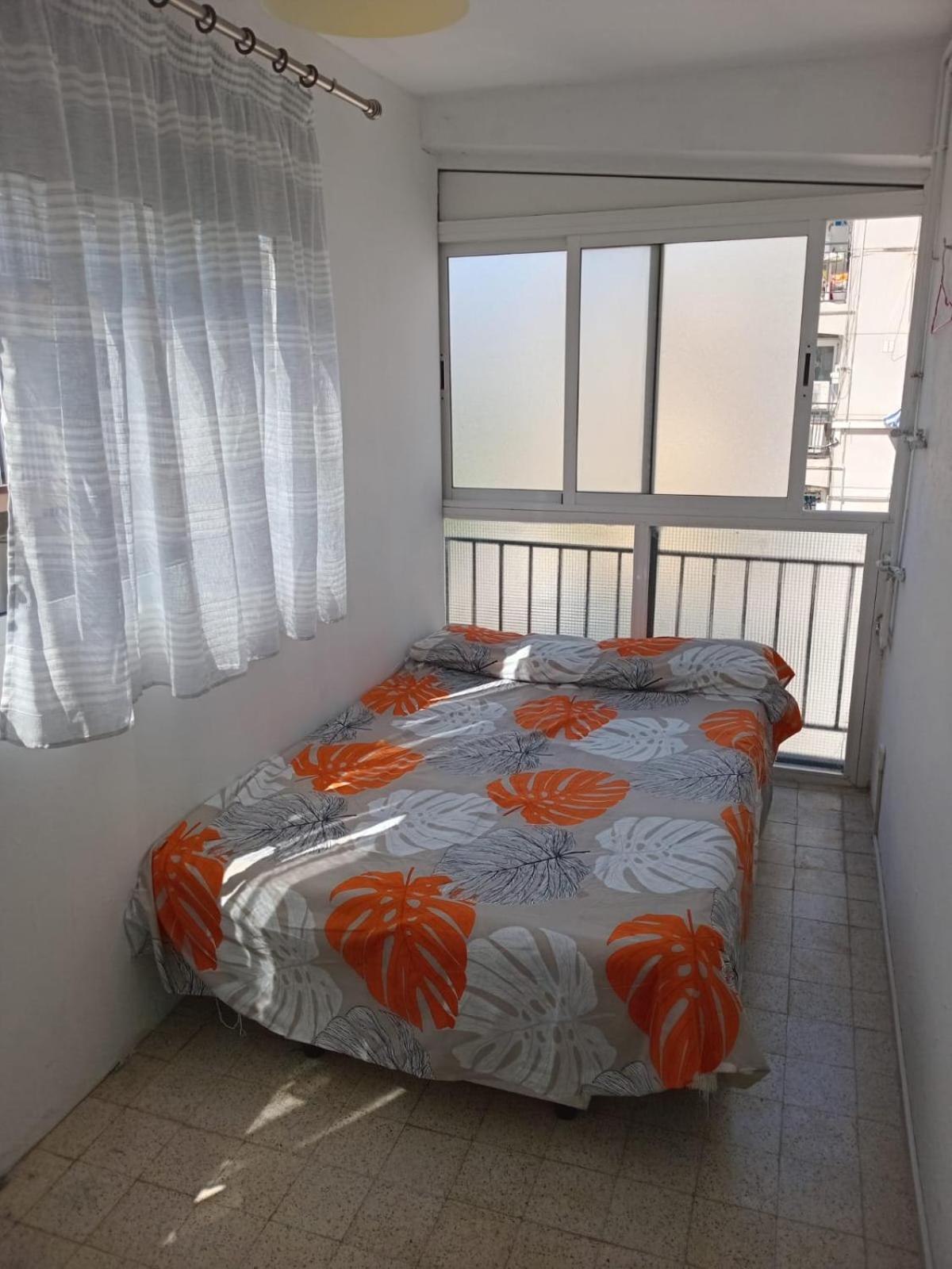 Habitaciones Compartidas En Un Apartamento Salou Exteriér fotografie
