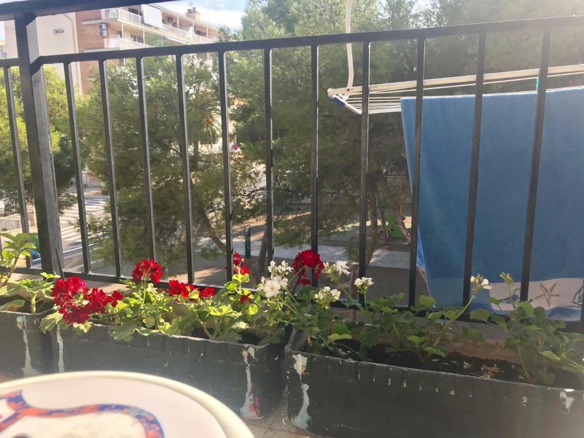 Habitaciones Compartidas En Un Apartamento Salou Exteriér fotografie